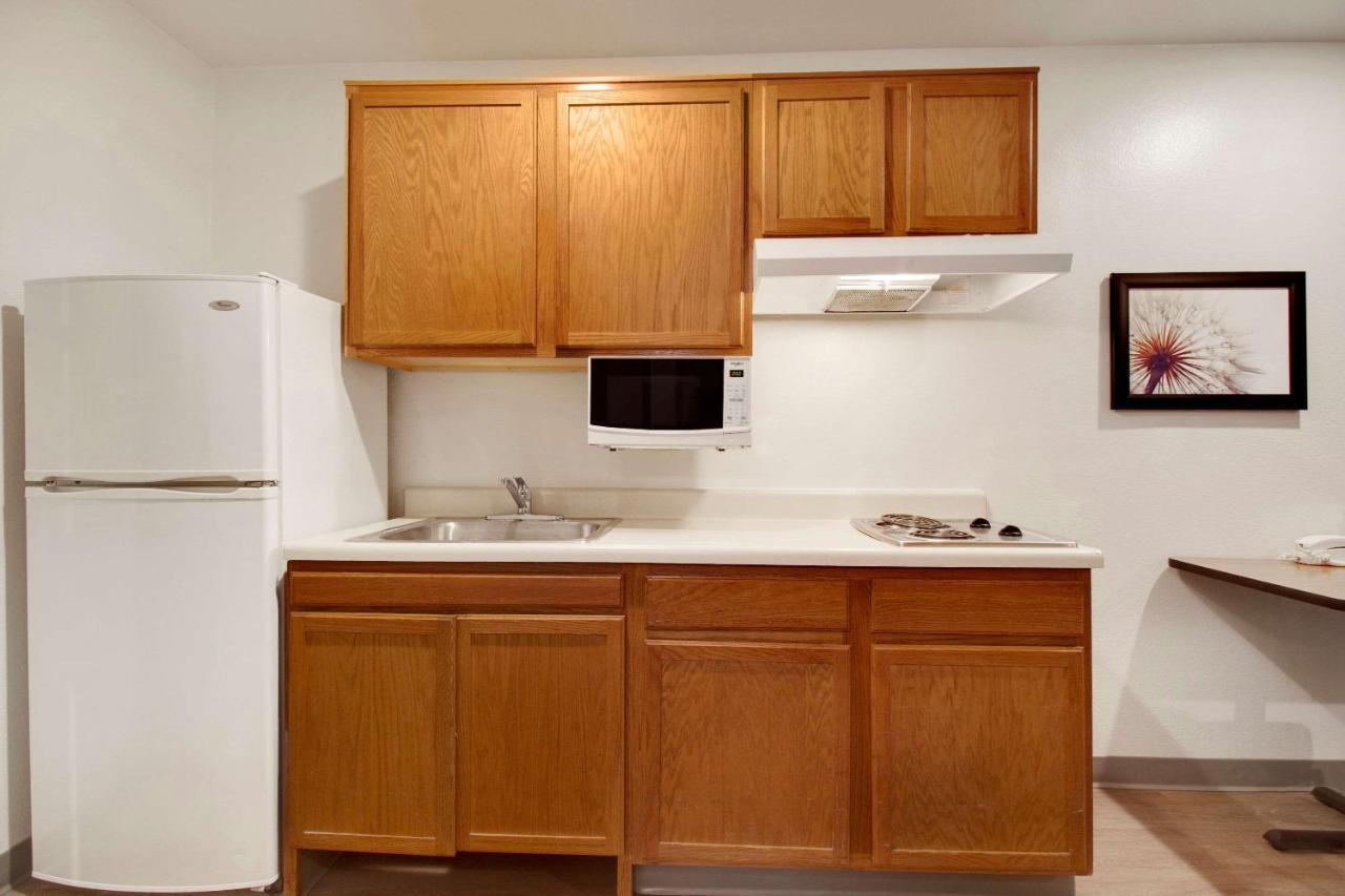 Woodspring Suites Conroe Buitenkant foto